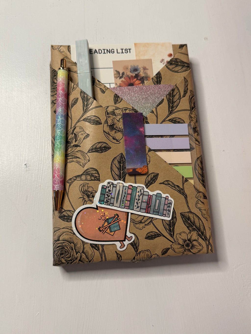 📚 Blind Date with a Book (HARDCOVER)