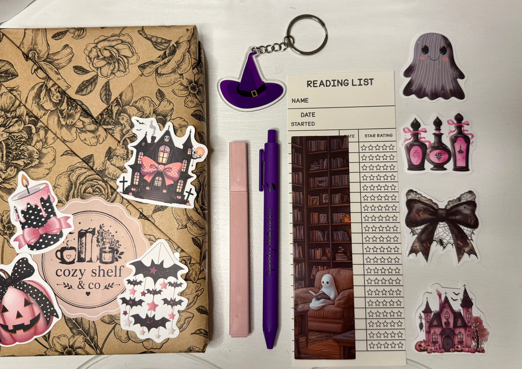 Spooky Chapters Blind Date Bookish Bundle 👻